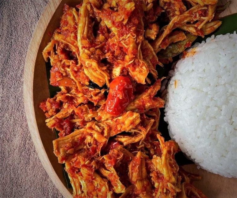 Resep Nasi Ayam Suwir Pelalah, Hidangan yang Cocok Banget Buat Acara Spesialmu